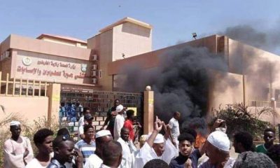 الأطباء يغلقون ابوابهم امام المرضى وكبار السن - السودان لا لأطباء الأحزاب