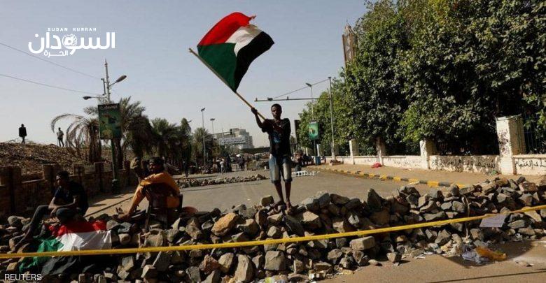 تتريس الشوارع تجميد شرايين الحياة أمام المواطن السوداني المغلوب