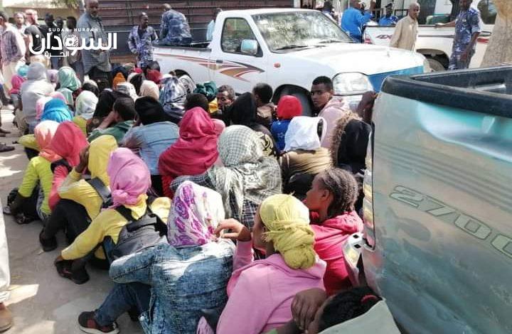 مطاردة عنيفة لأخطر مهربي البشر