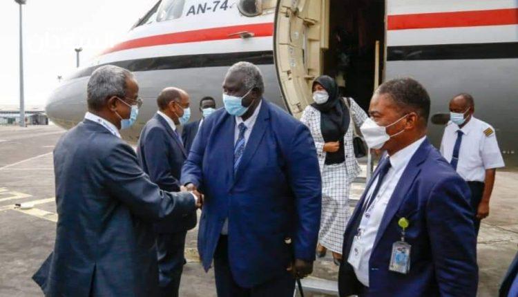 عضو السيادي مالك عقار يُخاطب مؤتمر إقليمي بالكنغو الديمقراطية – السودان الحرة