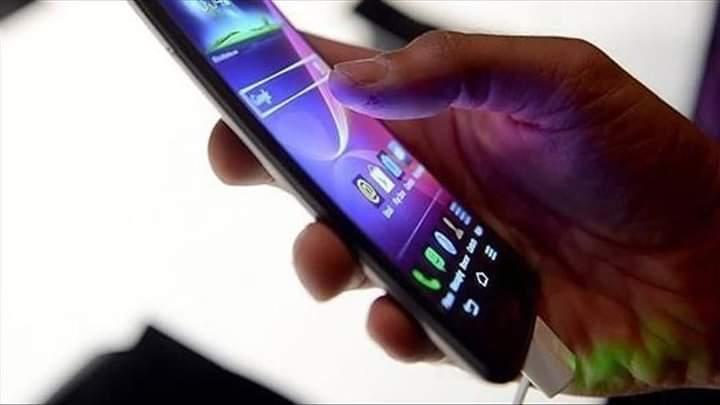 حظر بيع الهواتف النقالة إلا بشروط