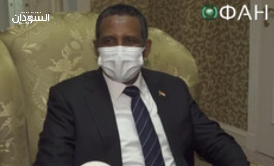 عاجل.. بالفيديو دقلو: سعيد أن أكون معكم في روسيا.. أتمنى أن يكون الحل سلمياً، وأن يميل الناس إلى الدبلوماسية وتجنب الحروب، ولكن لروسيا الحق أن تدافع عن مواطنيها، وتدافع عن شعوبها، وهذا حق يكفله الدستور والقانون.