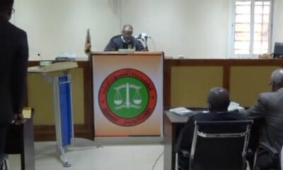 في جلسة الـ(5) ساعات..محكمة (الانقلاب) تقبل اعترافات تلفزيونية للمتهمين كبينات أولية