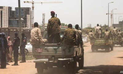 السودان..إصابة 95 شرطيًا وحرق 8 مركبات بوزارة المالية – السودان الحرة