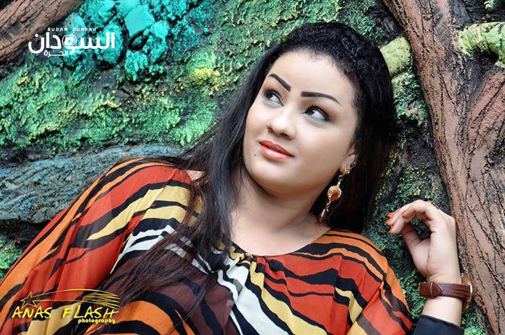 أفراح عصام : أنا موجودة في الساحة ولكن (….)