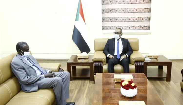 المواكب ومعاش الناس..تفاصيل اجتماع في القصر – السودان الحرة