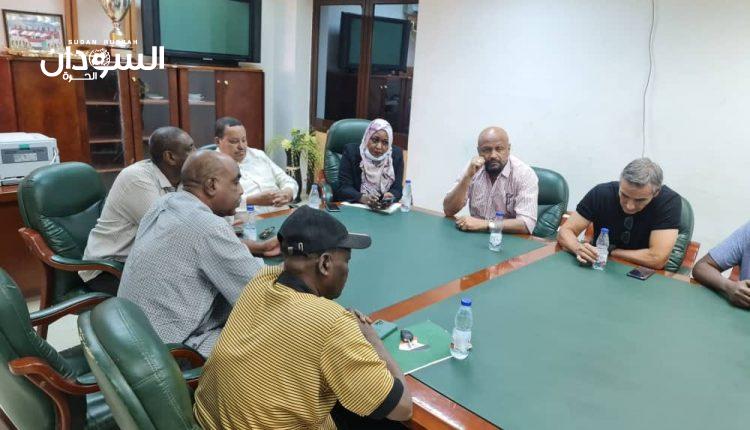 اجتماع في اتحاد الكرة السوداني بشأن”المنتخب” والهلال يشدّد – السودان الحرة