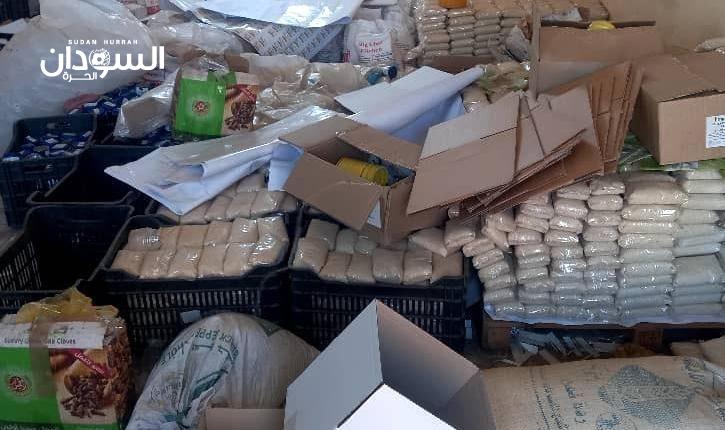 السلطات في الخرطوم تضبط مخزنين للمواد الاستهلاكية – السودان الحرة