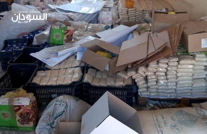 ضبط مخازن تعيد تعبئة مواد منتهية الصلاحية