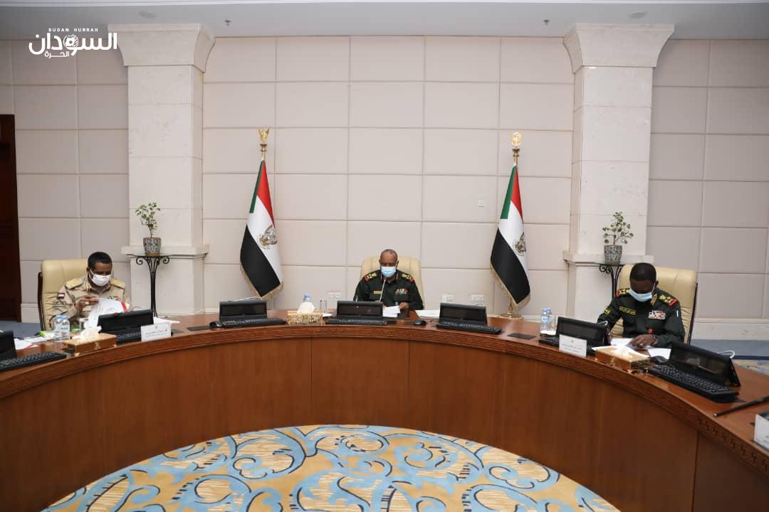 مجلس السيادة يناقش عدداً من القضايا الاقتصادية والأمنية وزيارة دقلو لروسيا