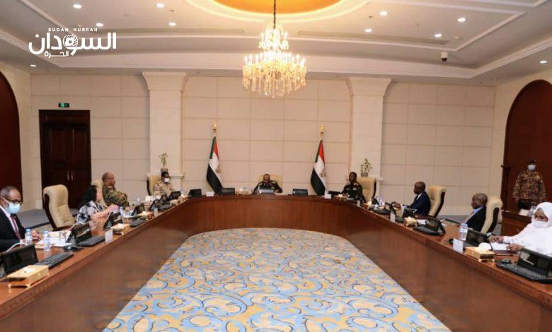 مجلس السيادة يبحث خفض الأسعار وأوضاع الجامعات