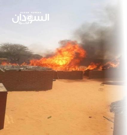 حرائق مجهولة المصدر تلتهم قرابة الأربعين منزلًا (السـوداني) تنقل مأساة قرية علوان