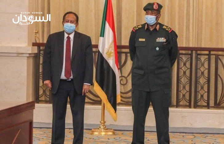 البرهان يلتقي حمدوك في الإمارات