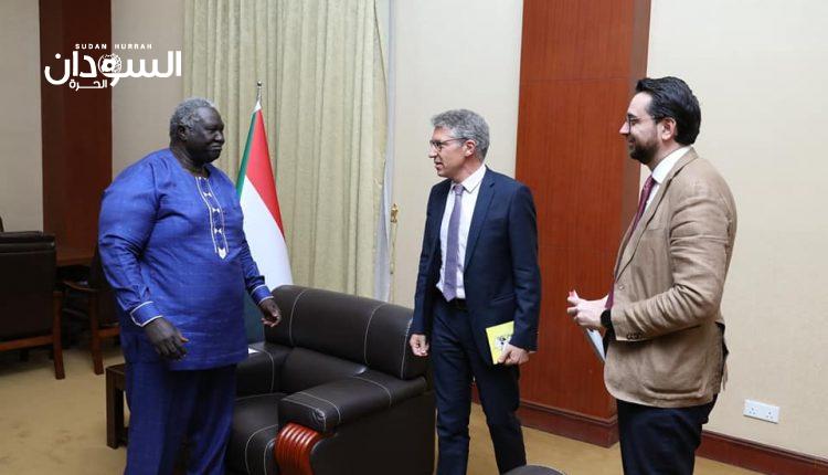 لقاء بين”عقار” و”دانيال” – السودان الحرة