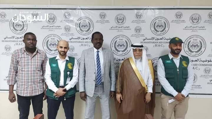 السفير السعودي يدشن منحة خادم الحرمين الشريفين للسودان