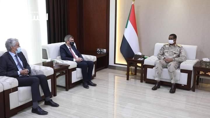 لقاء بين دقلو و الآلية الثلاثية لتسهيل العملية السياسية – السودان الحرة