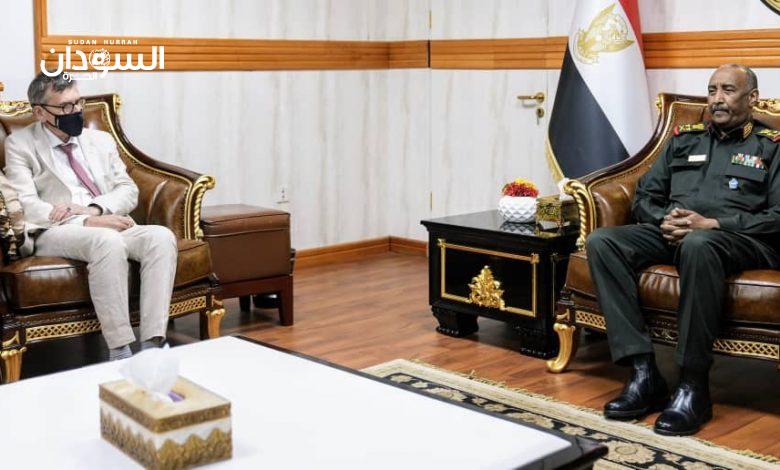 مواجهة ساخنة بين البرهان وفولكر