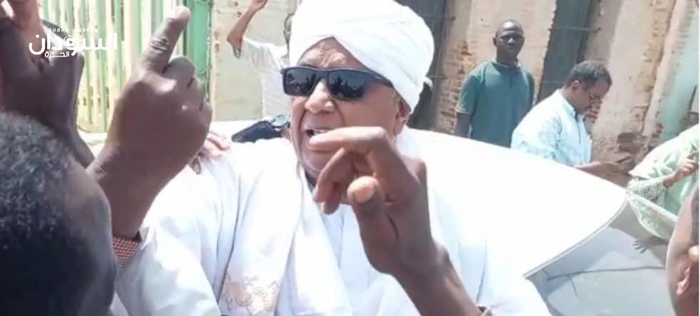المحكمة تبرئ بروف إبراهيم غندور وأنس عمر والجزولي ومعمر موسى وآخرين