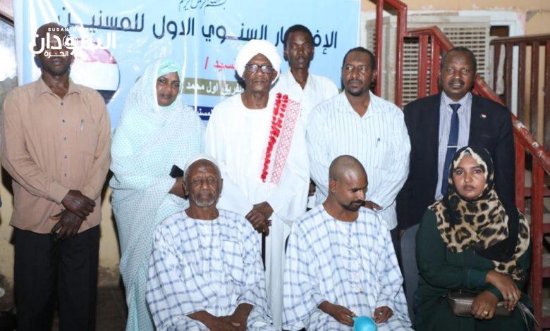 مقيم بدار المسنين يفاجئ دقلو بهذا الطلب (....)