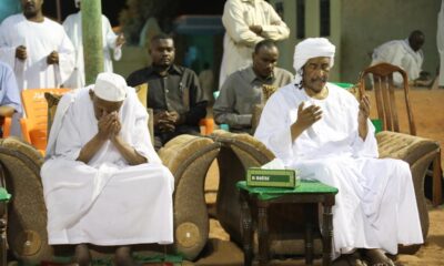البرهان يزور مسيد وخلاوي أم ضواً بان