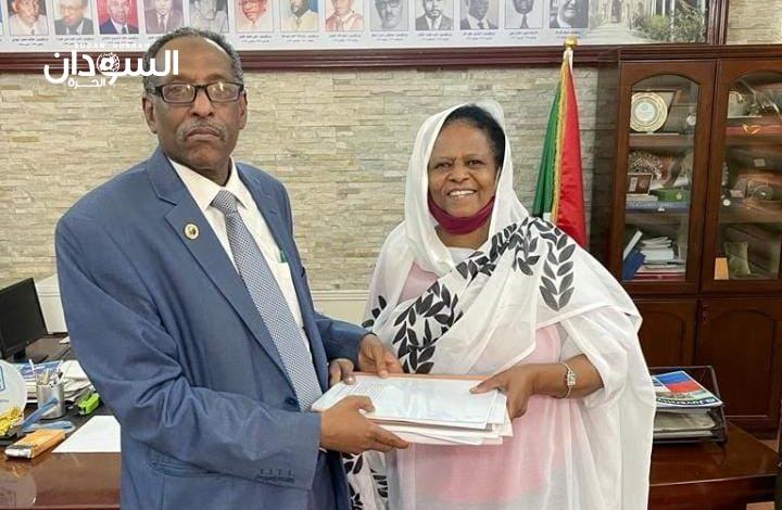 تسليم وتسلم بجامعة الخرطوم - السودان الحرة