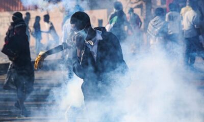 أطباء السودان تحذّر من سلاح خطير تستخدمه السلطات ضد المتظاهرين – السودان الحرة