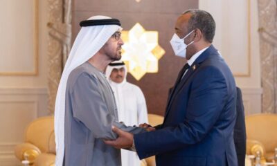 بعد تقديم العزاء في وفاة الشيخ خليفة .. البرهان يعود من الإمارات – السودان الحرة