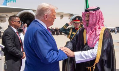 الرئيس الأميركي ترامب يصل السعودية في أول زيارة رسمية خارجية في ولايته الثانية   
