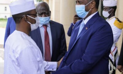 رئيس تشاد يفاجئ البرهان – السودان الحرة
