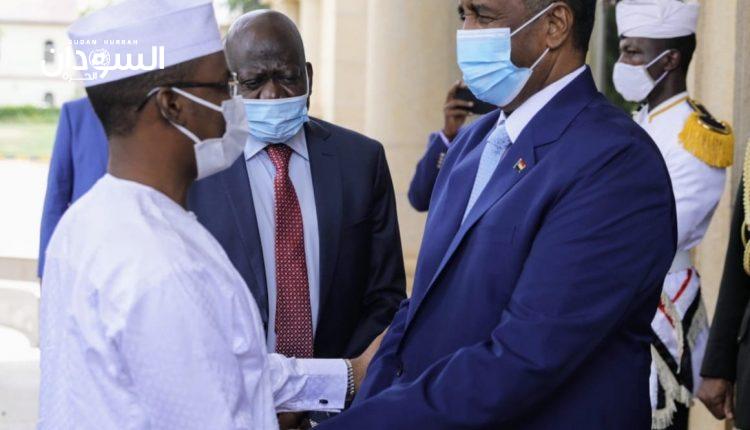 رئيس تشاد يفاجئ البرهان – السودان الحرة